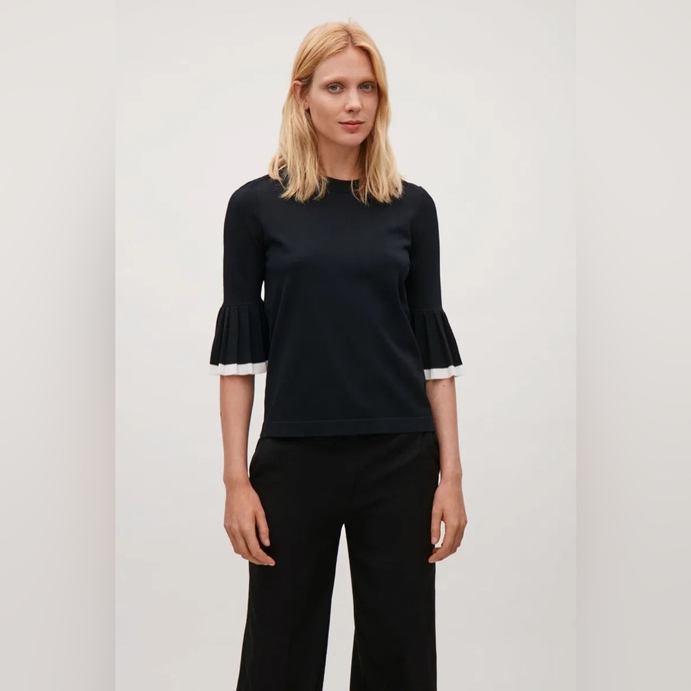 COS | Black Knit Top with Pleated 3/4 Sleeves & contrast cuff - Sz S